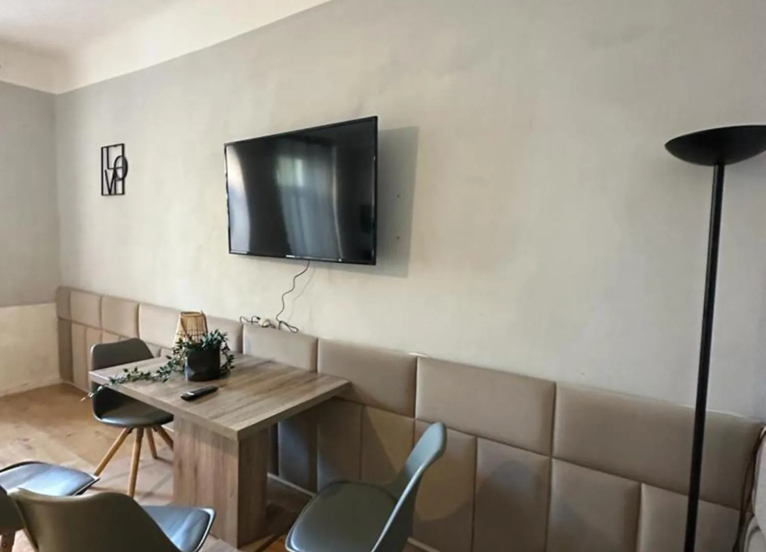 Beautiful 1Br Apt Comfortable Design - Central Located Vienna 0*,
